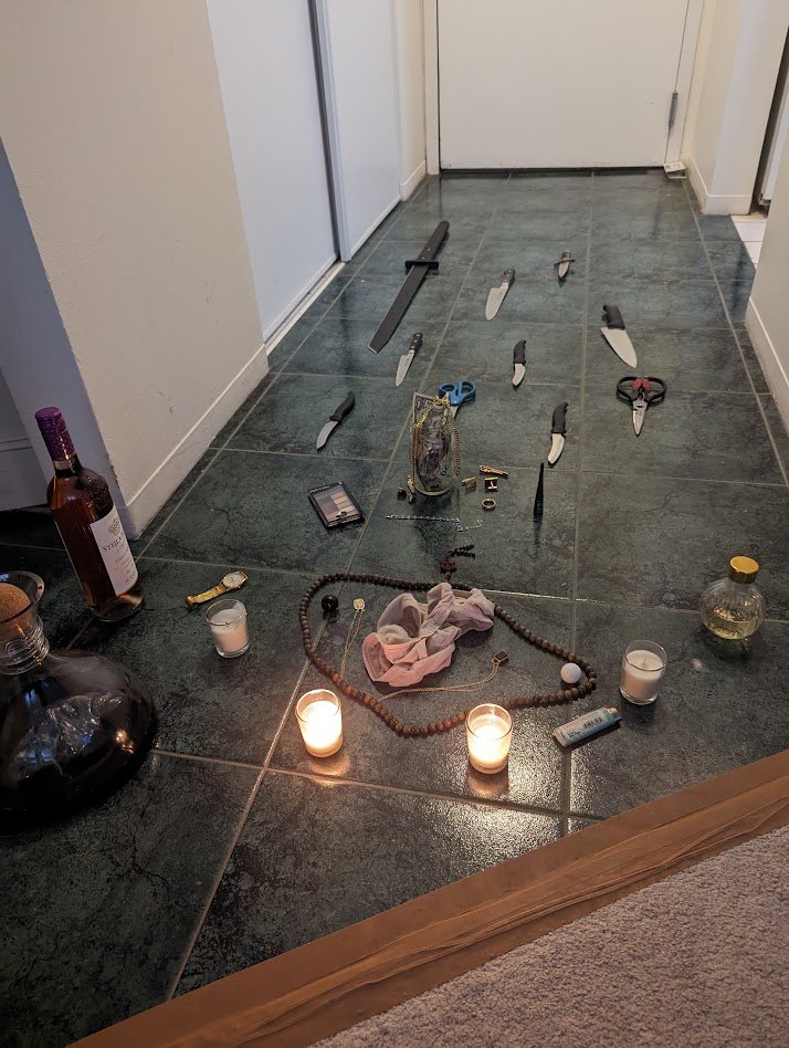 [EVIDENCE: HALLWAY — LIT]